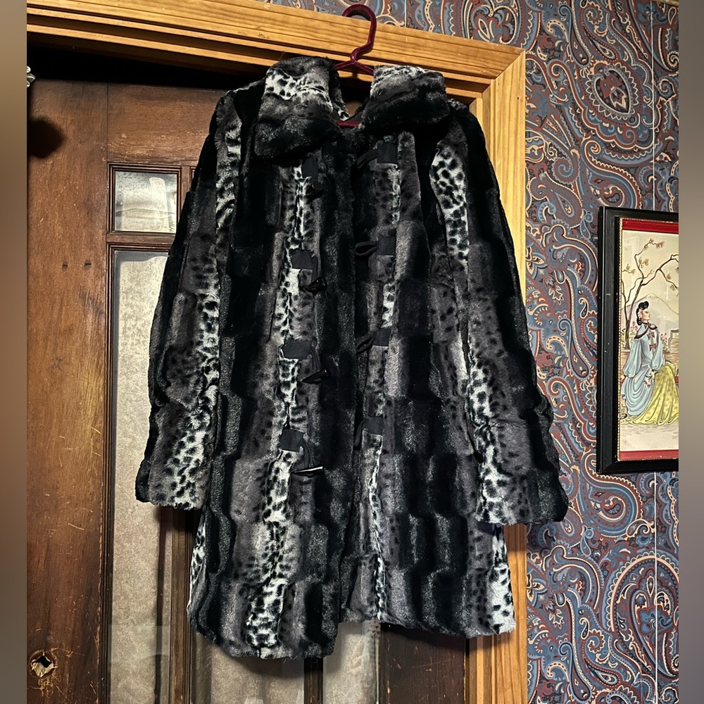 Dennis Basso Faux Fur Coat size 1X